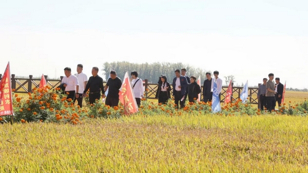 第三十三屆佳木斯市三江旅游節樺川首站活動啟幕